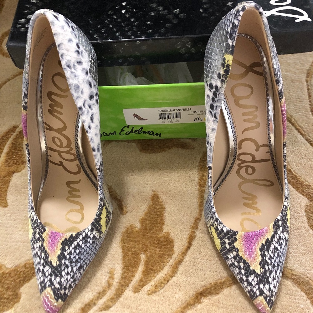 Sam Edelman Embossed Leather Pump